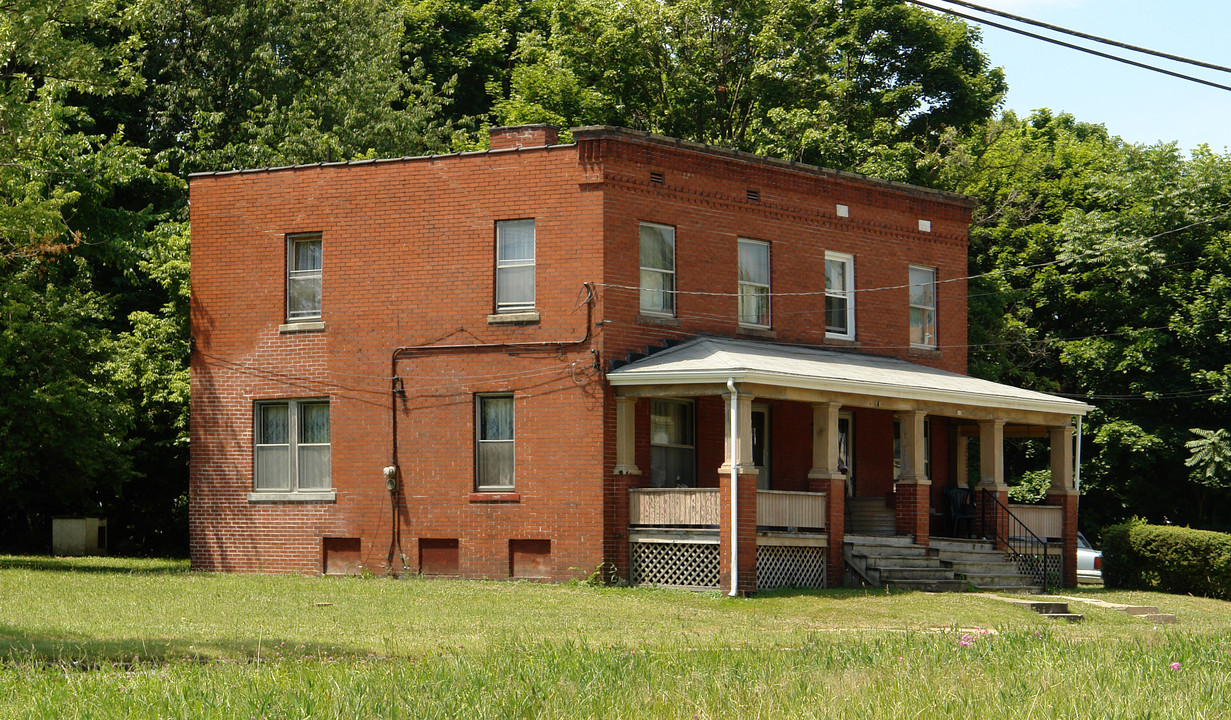 313 Cohasset Dr in Youngstown, OH - Building Photo