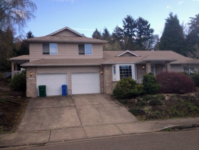 property at 2561 Moon Mountain Dr