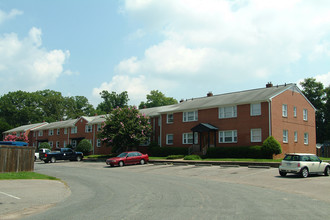 Remuda Crossing in Richmond, VA - Building Photo - Building Photo