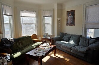 48 Green St, Unit 2 in Boston, MA - Building Photo - Building Photo