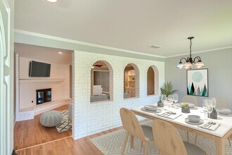 Welcoming single-story Plano home near Lib in Plano, TX - Building Photo - Building Photo