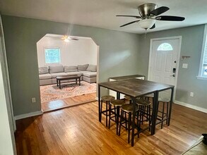 185 Fishburne St in Charleston, SC - Building Photo - Building Photo