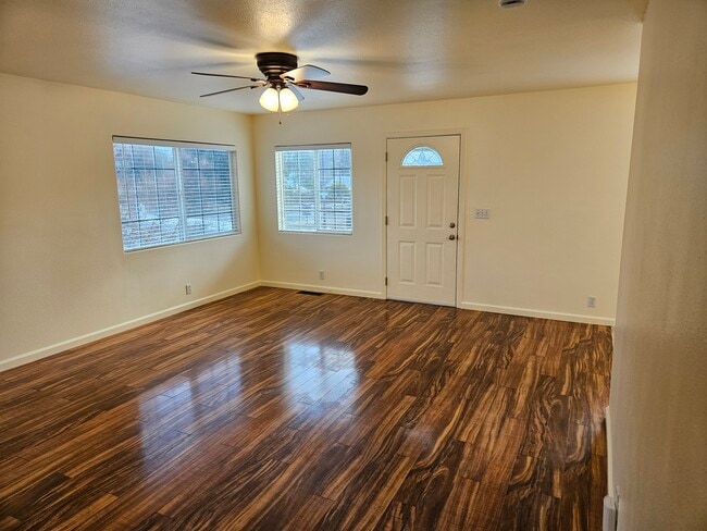 1001 Stoddard Ave in Modesto, CA - Building Photo - Building Photo