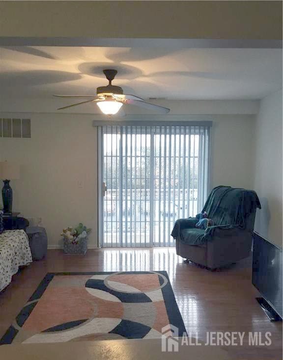 69 Liddle Ave in Edison, NJ - Building Photo - Building Photo