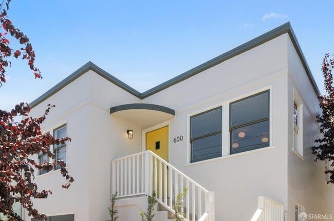 property at 600 Ellsworth St