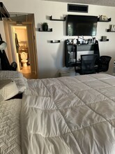 205 E Harmon Ave, Unit 219 in Las Vegas, NV - Foto de edificio - Building Photo