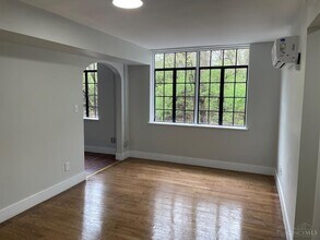 700 Chalfonte Pl in Cincinnati, OH - Building Photo - Building Photo