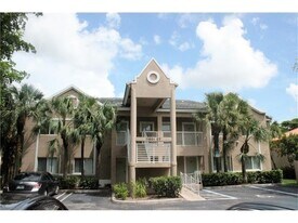 11607 Royal Palm Blvd in Coral Springs, FL - Building Photo