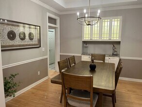 2015 Glendale Hills Dr NE in Rochester, MN - Building Photo - Building Photo