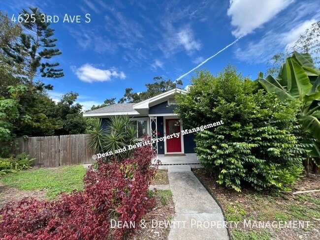 4625 3rd Ave S in St. Petersburg, FL - Building Photo - Building Photo