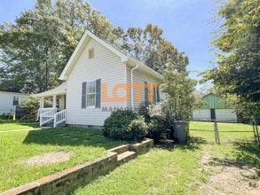 129 4th St in Greenville, SC - Building Photo - Building Photo