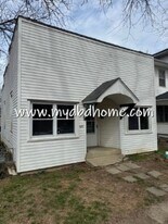 420 Maxine Dr in Fort Wayne, IN - Building Photo