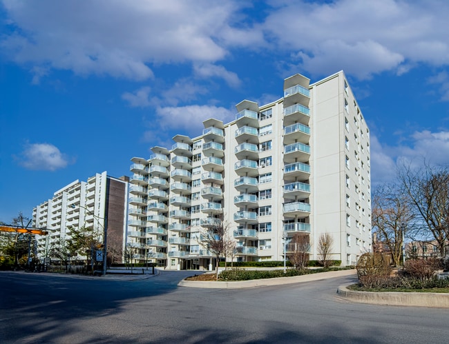 40 Delisle Apartments
