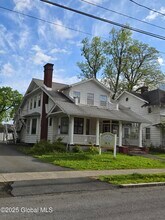 246 New Scotland Ave in Albany, NY - Building Photo - Building Photo