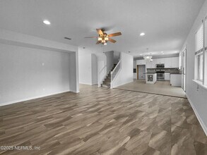 3124 Hidden Lake Cove in Middleburg, FL - Building Photo - Building Photo