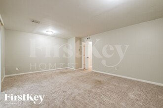 5266 Ridge Forest Dr in Stone Mountain, GA - Building Photo - Building Photo