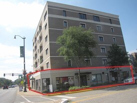 Skokie Gardens Condominiums in Skokie, IL - Building Photo
