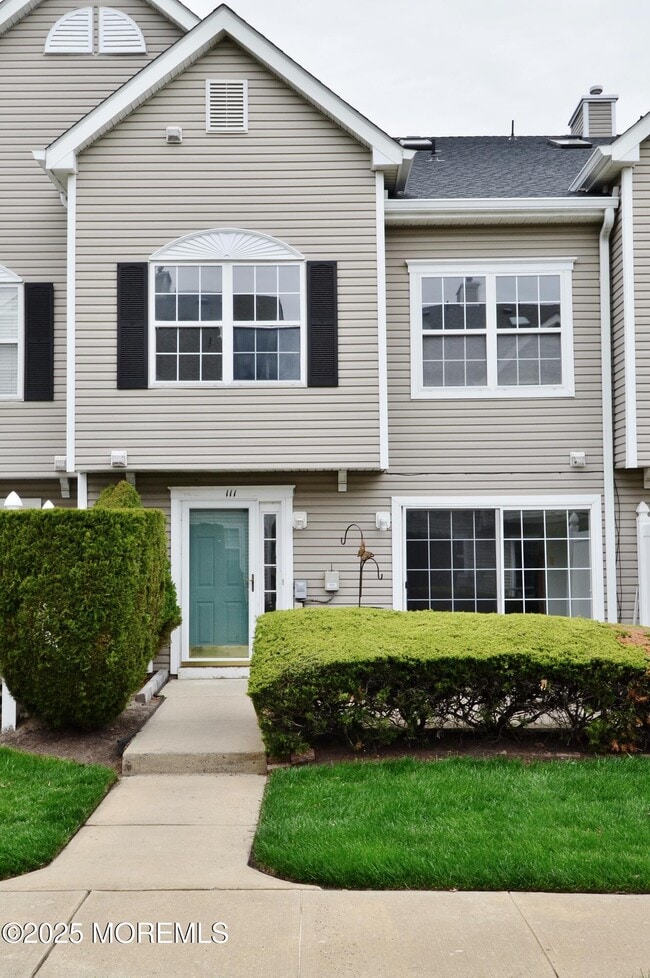 111 Watson Ct