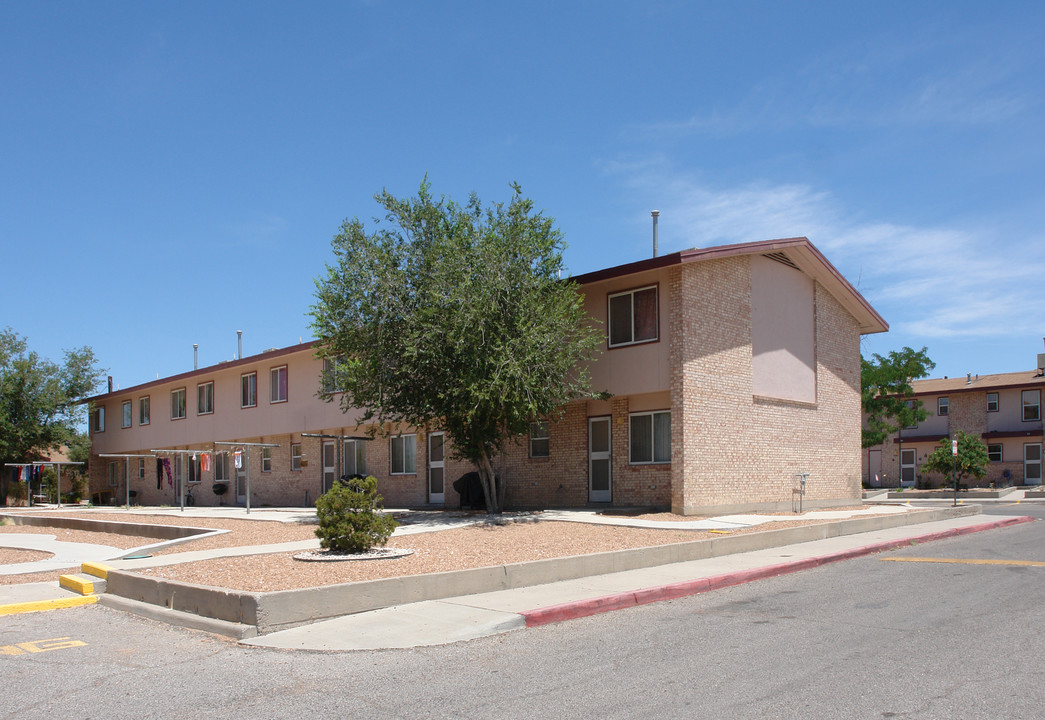 Machuca Apartments in El Paso, TX - Building Photo