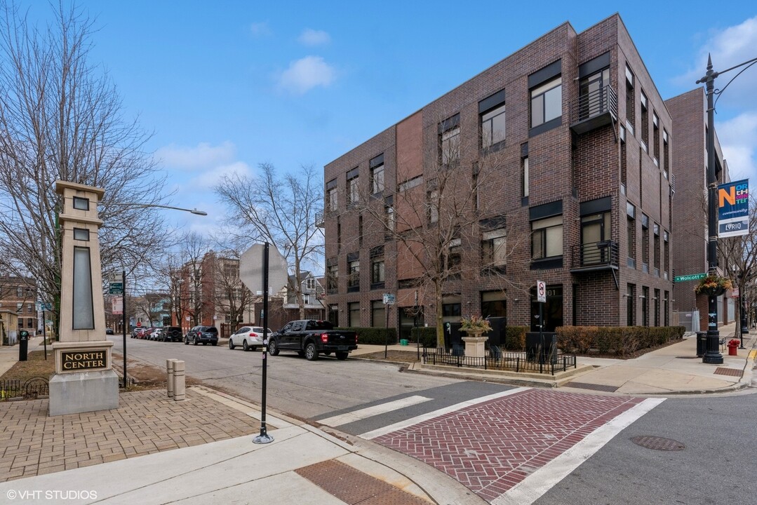 4003 N Wolcott Ave in Chicago, IL - Foto de edificio