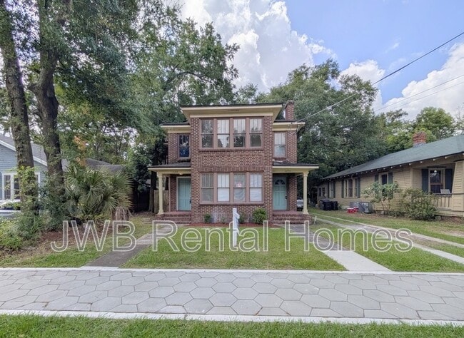 property at 2248 Dellwood Ave