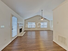 5950 Hickory Springs Dr in Norcross, GA - Building Photo - Building Photo