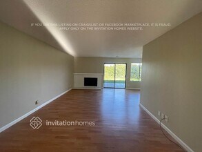 124 Valley Oak Ln in Vallejo, CA - Building Photo - Building Photo