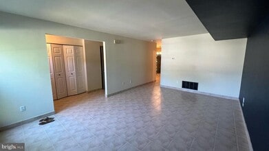 744 Summit Chase Dr in Reading, PA - Building Photo - Building Photo