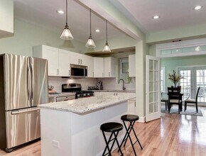 628 Madison St NW in Washington, DC - Building Photo - Building Photo