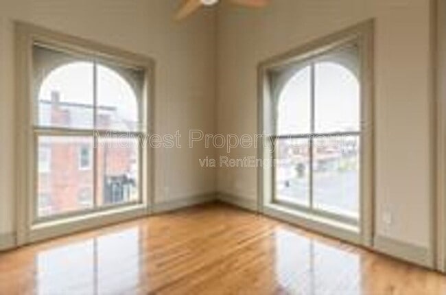 property at 4244 Chouteau Ave