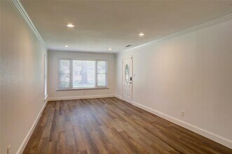 1014 Sierra Dr in Mesquite, TX - Building Photo - Building Photo