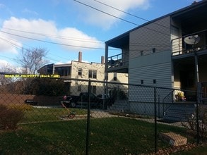 5017 Holcomb St in Detroit, MI - Foto de edificio - Building Photo