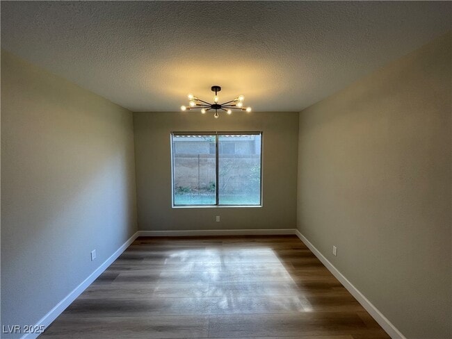 property at 2804 Oasis Cir