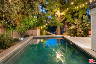 1530 Elevado St in Los Angeles, CA - Building Photo - Building Photo