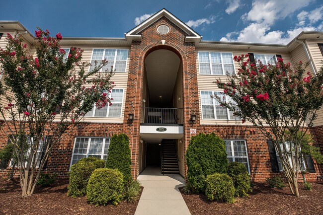 Palladium Park in High Point, NC - Foto de edificio - Building Photo