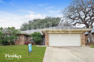 5010 Hawkins Cemetery Rd, Unit 2110-216 in Arlington, TX - Building Photo - Building Photo