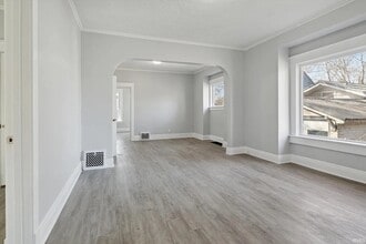 302 Howard St in South Bend, IN - Building Photo - Building Photo