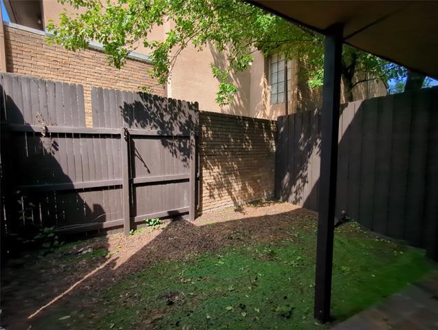 6019 Ridgecrest Rd in Dallas, TX - Building Photo - Building Photo
