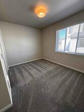 966 E RR Ave in Post Falls, ID - Building Photo - Building Photo