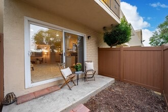 138 S Bryn Mawr St in Ventura, CA - Building Photo - Building Photo