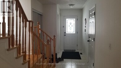 40 Ingold Ln in Ajax, ON - Building Photo - Building Photo