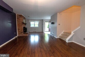 904 Debbie Ln in Phoenixville, PA - Building Photo - Building Photo
