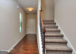 565 Dasheill Ln in Atlanta, GA - Building Photo - Building Photo
