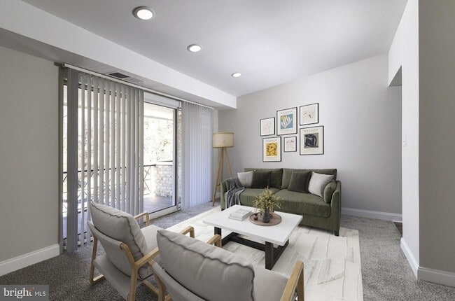 property at 284 Iven Ave