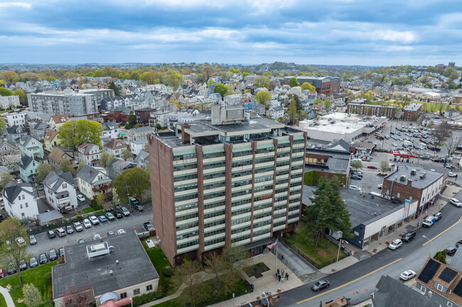 Glendale Towers in Everett, MA - Building Photo - Building Photo