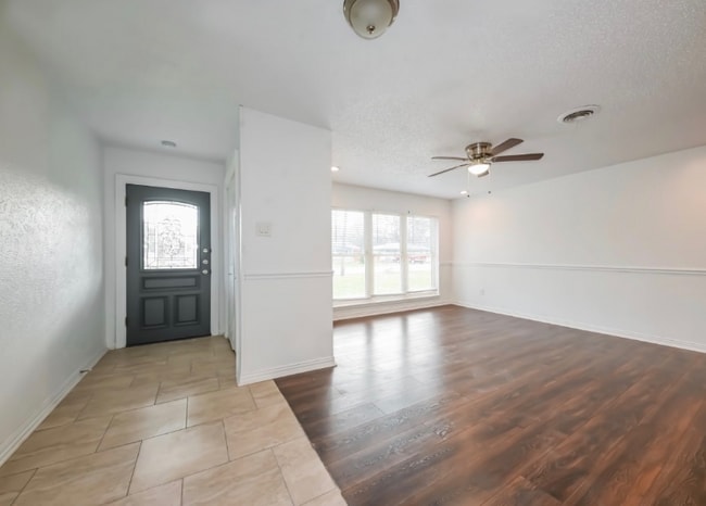 2112 Kevin Ct in Irving, TX - Building Photo - Building Photo