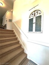 1965 Crestview Way in Naples, FL - Foto de edificio - Building Photo