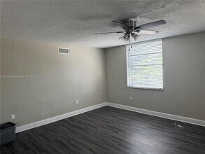 1744 NW 55th Ave in Lauderhill, FL - Building Photo - Building Photo