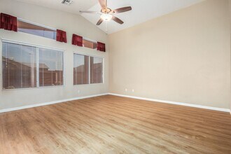 11365 E Downing Cir in Mesa, AZ - Building Photo - Building Photo