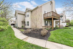 474 Villa Ct in Avon, IN - Building Photo